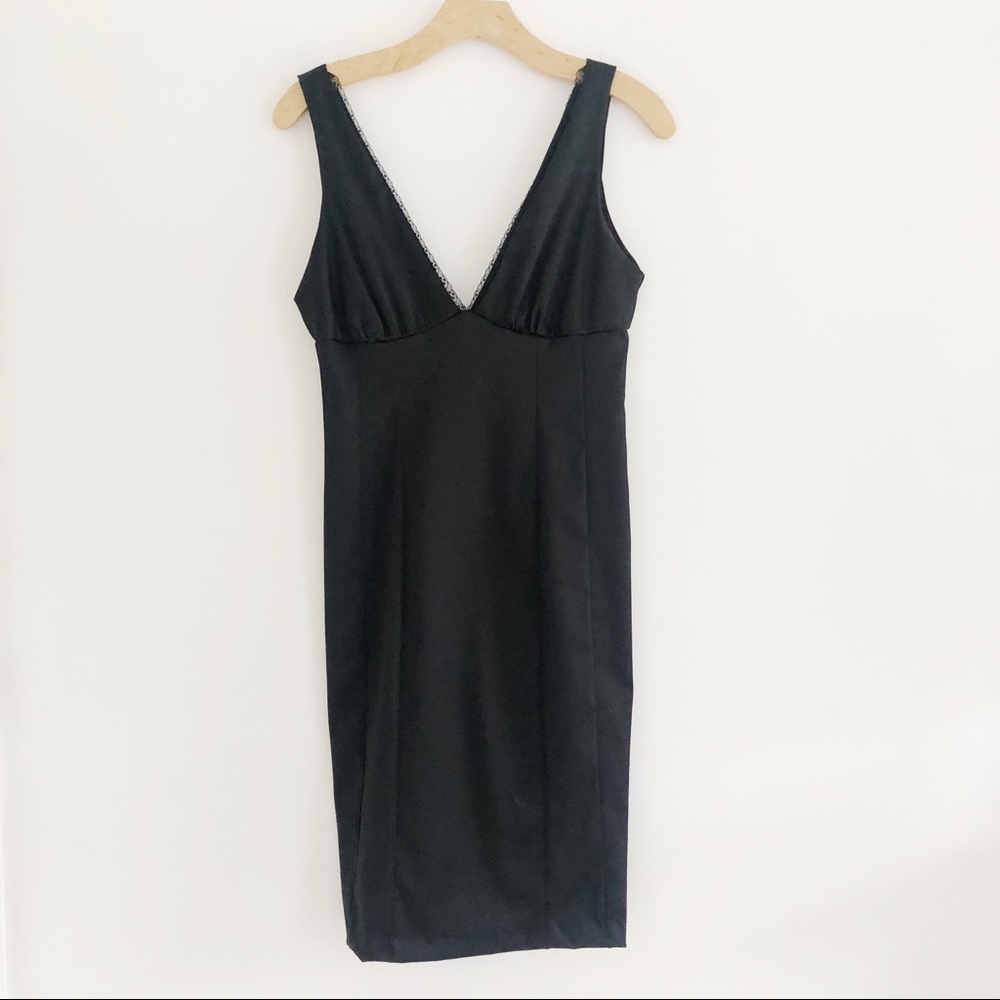 Forever 21 Black satin Lace-trim Dress
